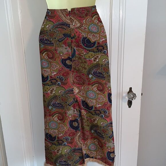 NWT Dolce Apperal beaded‎ paisley fur hem skirt - Picture 5 of 12
